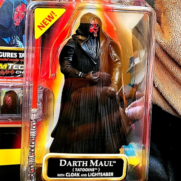 NIP!!! Star Wars Episode 1 Darth Maul X 2!! Each Includes A CommTech chip! - Picture 6 of 9